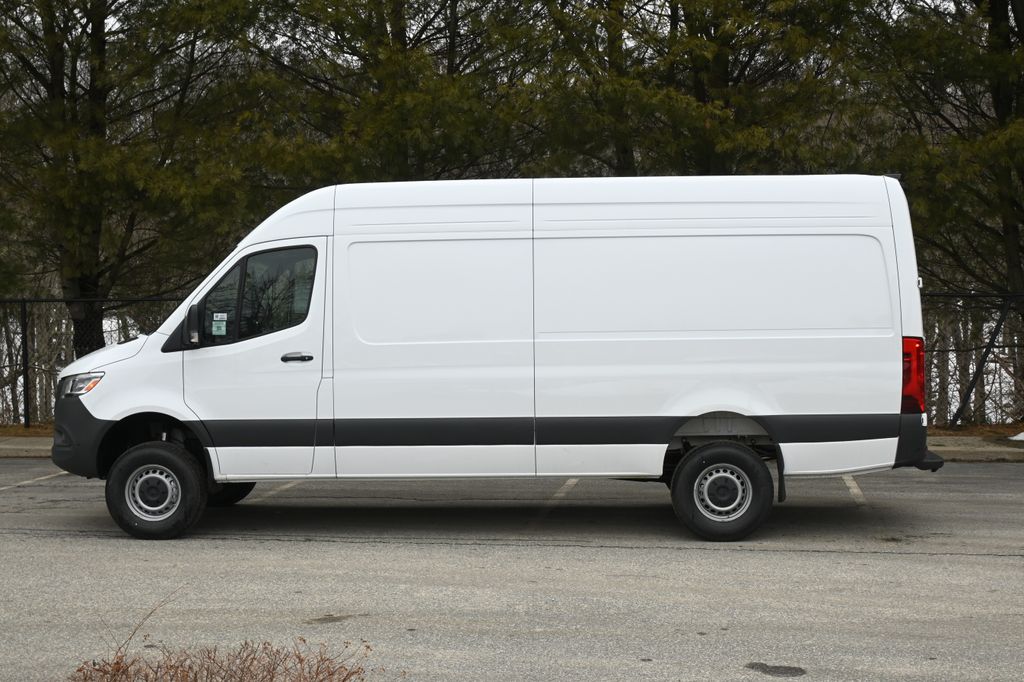 Thumbnail: 2026 Mercedes-Benz Sprinter - 2