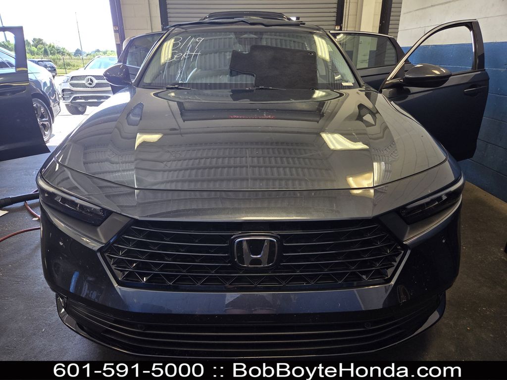  2022 Honda Odyssey Touring FWD   