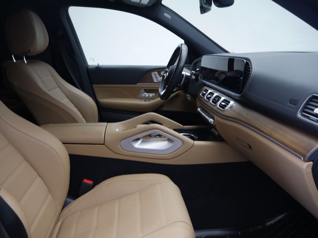 Thumbnail: 2025 Mercedes-Benz GLS - 25