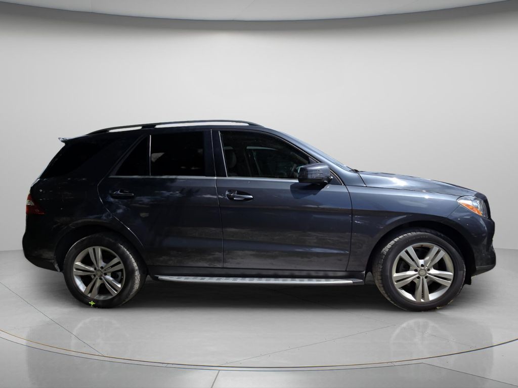 2014 Mercedes-Benz Ml-class - $10,999