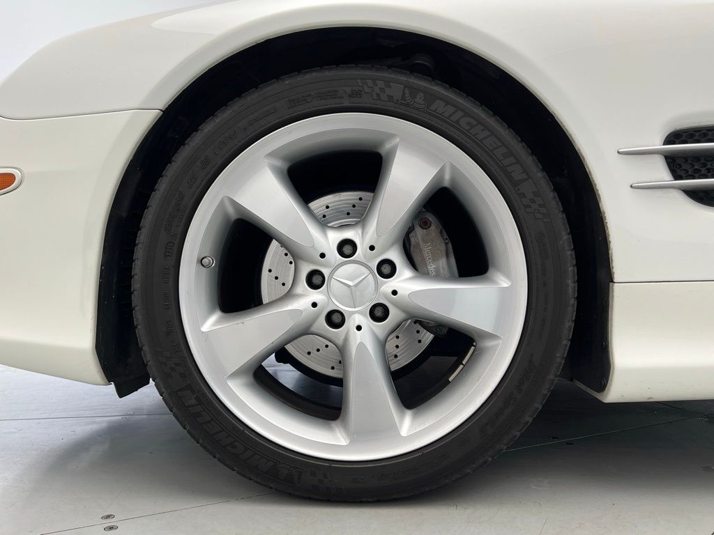 Thumbnail: 2006 Mercedes-Benz SL-Class - 32