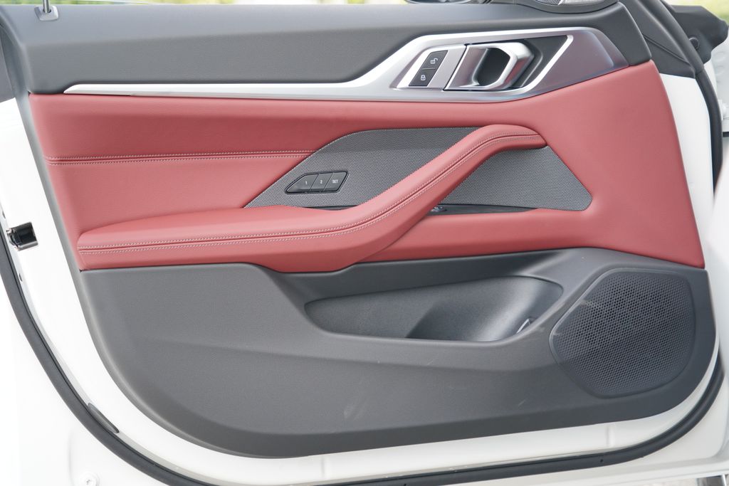 Thumbnail: 2026 BMW i4 - 9