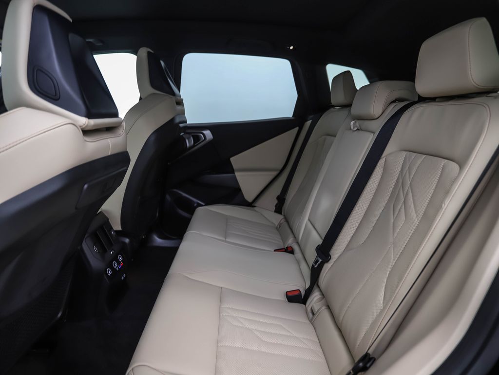 Thumbnail: 2026 BMW X3 - 22