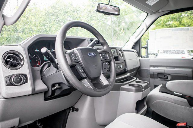 New 2024 White Ford Base image 11