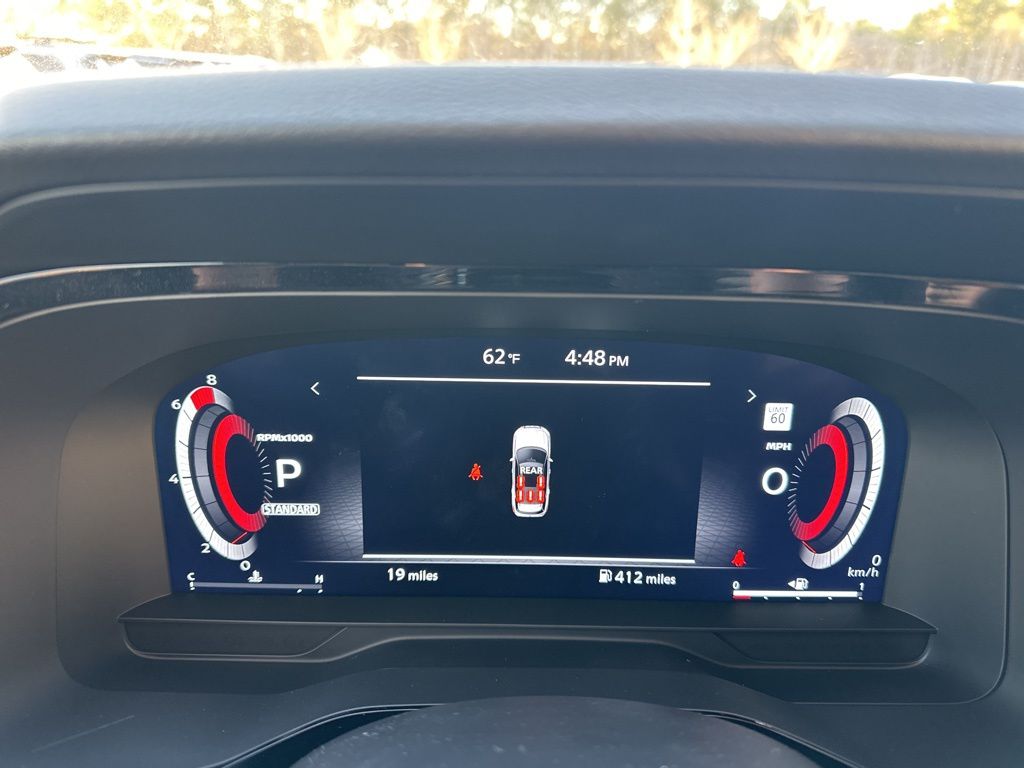 2025 Boulder Gray Pearl Nissan Pathfinder Platinum FWD SUV