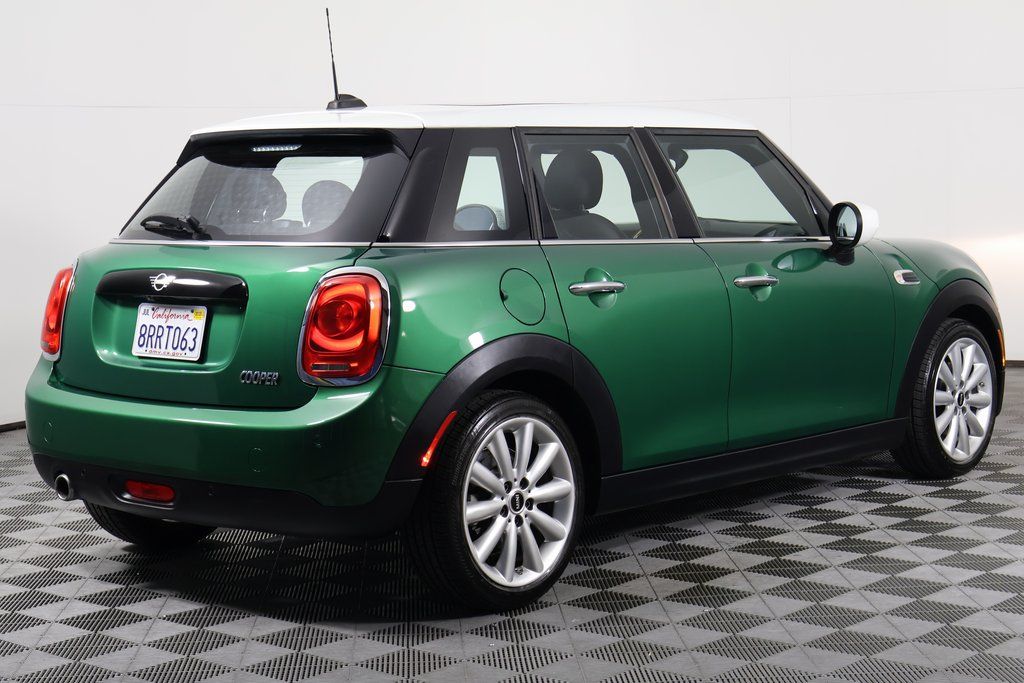 Thumbnail: 2020 MINI Cooper - 4