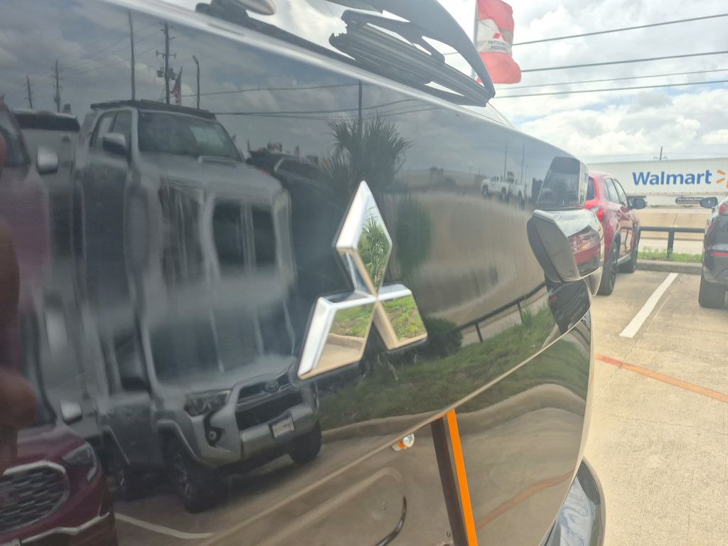2025 Mitsubishi Outlander ES Black at Emmons Autoplex