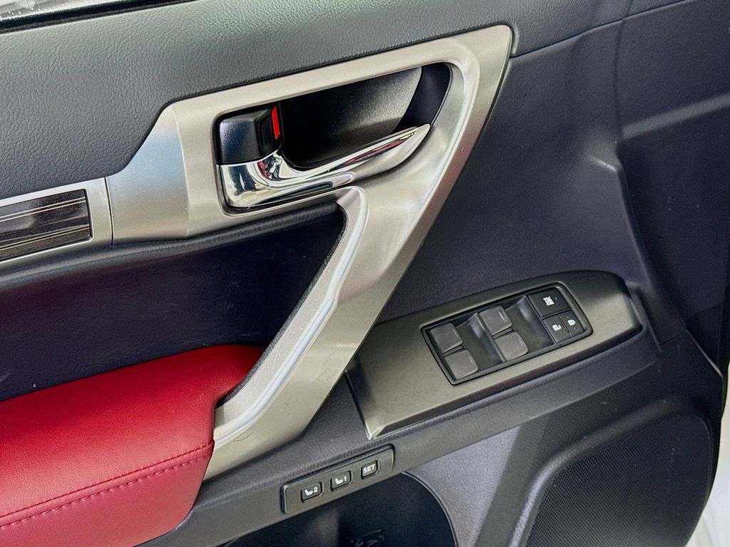 Thumbnail: 2023 Lexus GX - 18