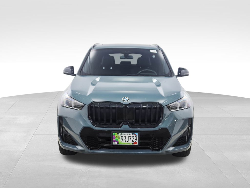 Thumbnail: 2023 BMW X1 - 8
