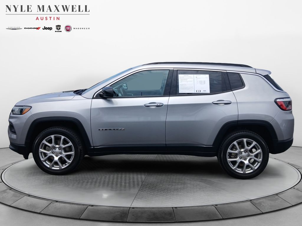 Used Car 2022 Jeep Compass  Latitude Lux For Sale Under $20,000 In Austin, Texas