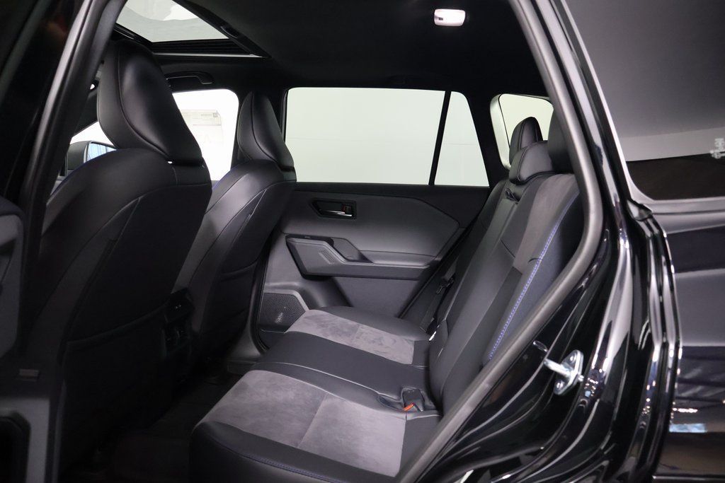 Thumbnail: 2026 Toyota RAV4 - 6