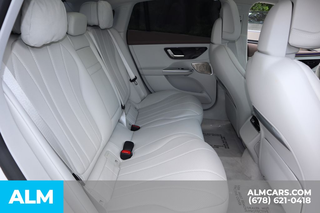 Used 2025 White Mercedes-Benz 350+ Sedan image 21