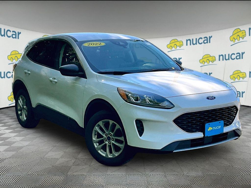 2022 Ford Escape — photo 1