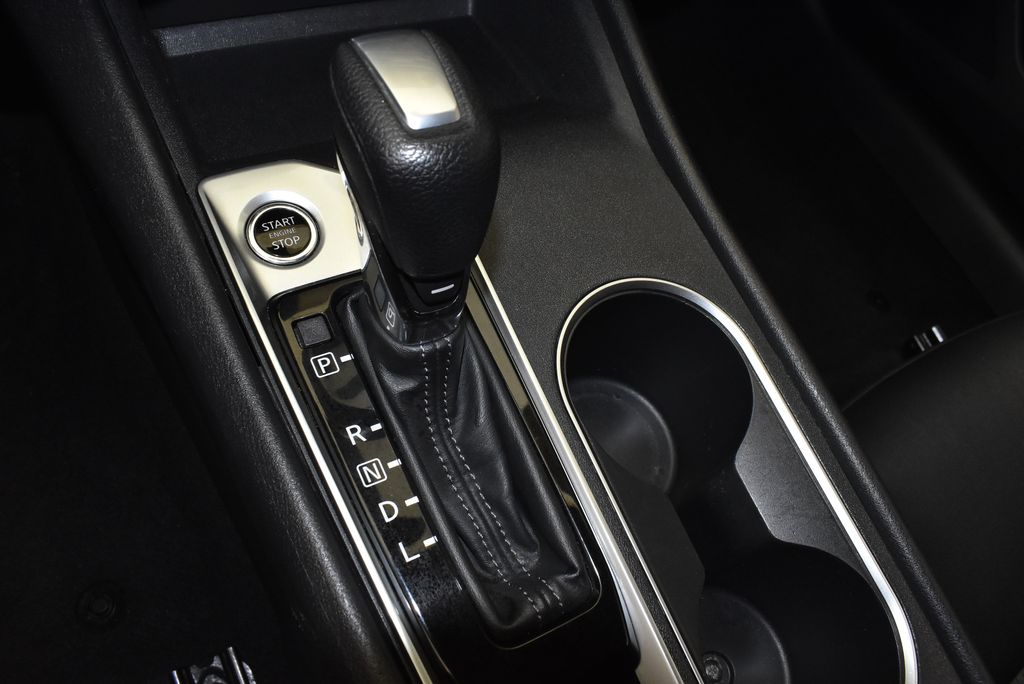 2022 Nissan Altima SV 19