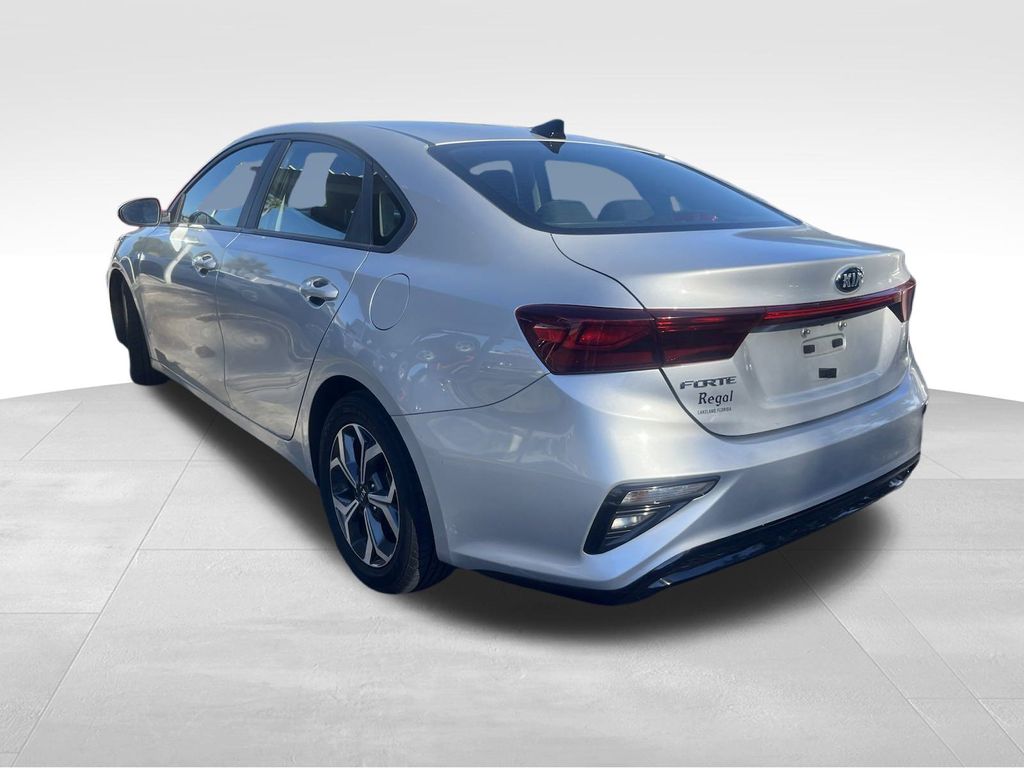 2021 Kia Forte LXS 4