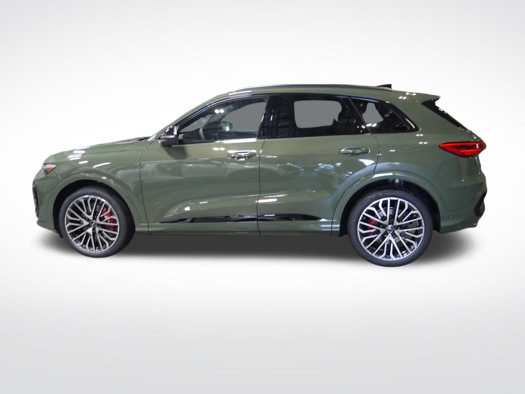 Thumbnail: 2026 Audi SQ5 - 2