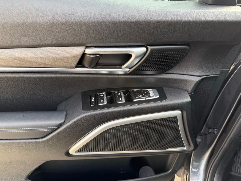 Thumbnail: 2022 Kia Telluride - 10