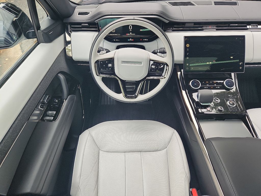Thumbnail: 2023 Land Rover Range Rover Sport - 11