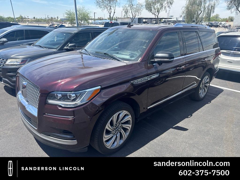Diamond Red Tri-Coat 2023 Lincoln Navigator Reserve 4WD SUV / Crossover Four-Wheel Drive Automatic