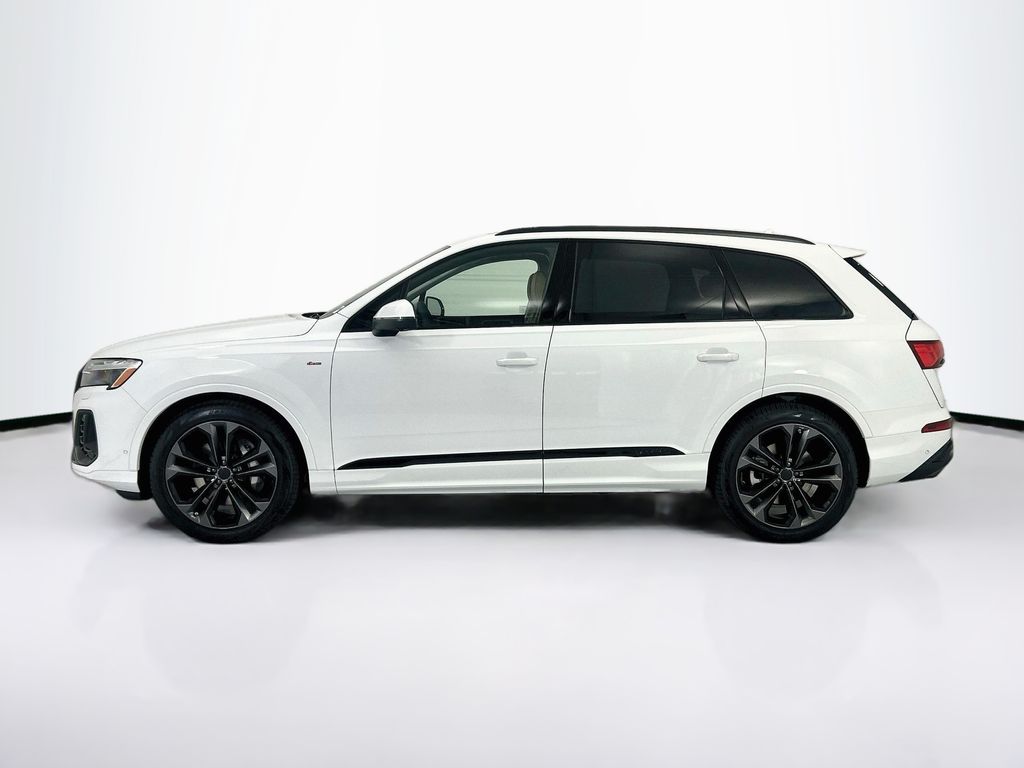 Thumbnail: 2026 Audi Q7 - 8