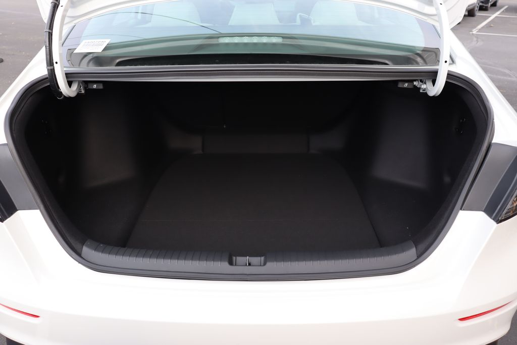 2025 Honda Accord SE 13