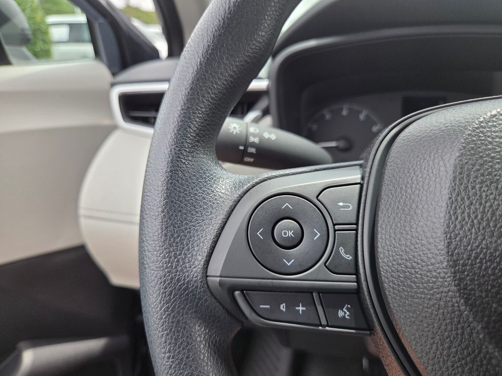 Used 2025 Toyota Corolla Cross SUV