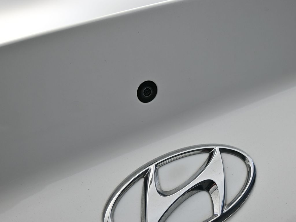 Used 2023 Serenity White Hyundai SEL image 39