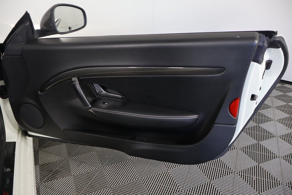 Thumbnail: 2013 Maserati GranTurismo - 14