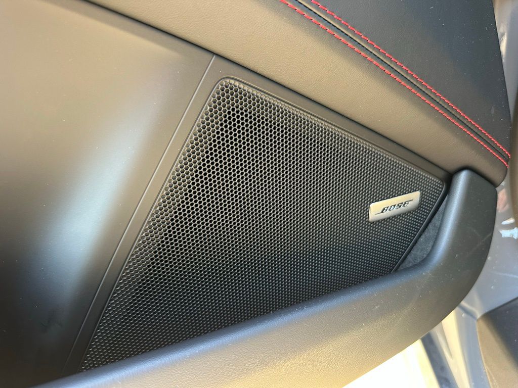 Thumbnail: 2025 Porsche 911 - 21