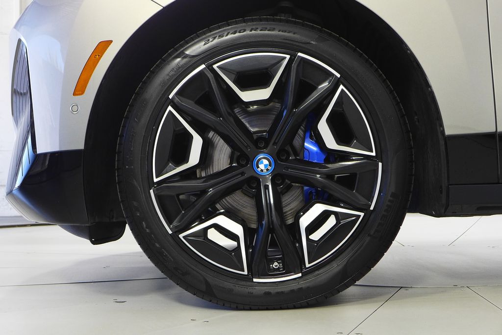 Thumbnail: 2024 BMW iX - 5