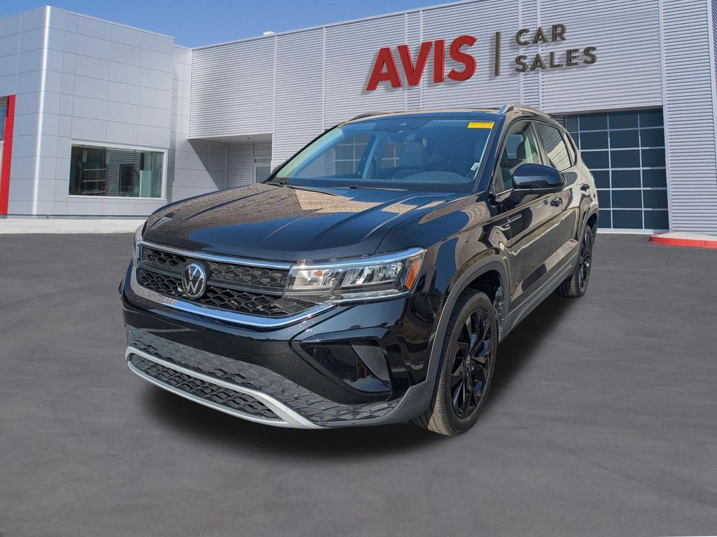 Deep Black Pearl 2024 Volkswagen Taos SE FWD SUV / Crossover Front-Wheel Drive 8-Speed Automatic