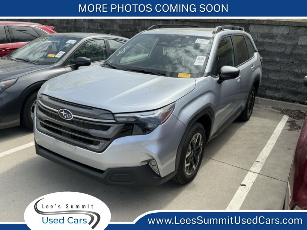 2025 Subaru Forester Premium Crossover AWD