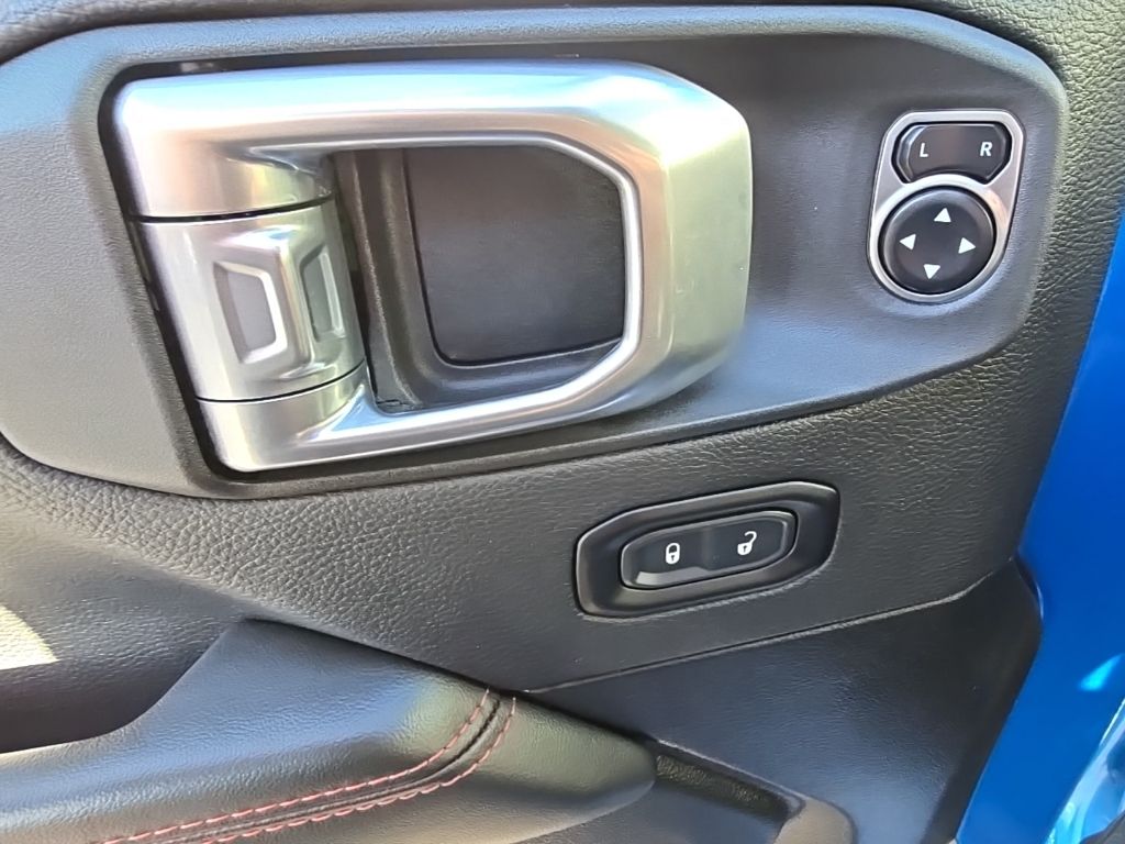Thumbnail: 2024 Jeep Wrangler - 25