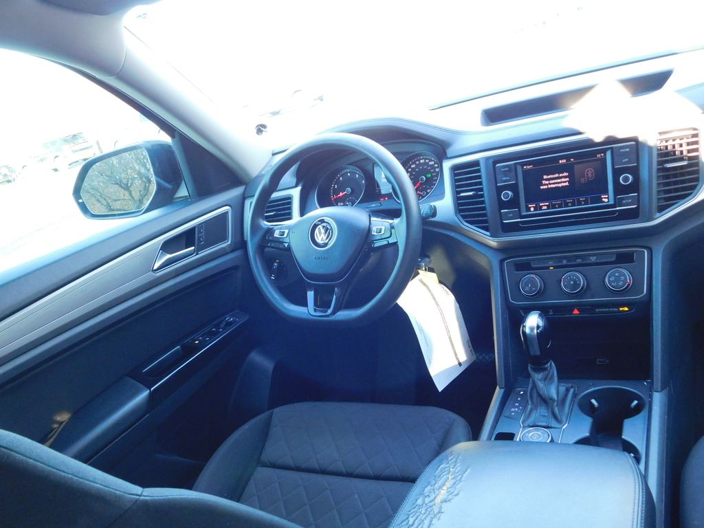 Thumbnail: 2019 Volkswagen Atlas - 3