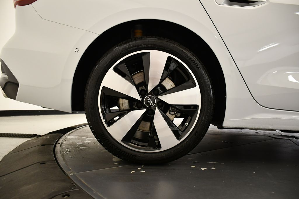 Thumbnail: 2025 Audi A5 - 15