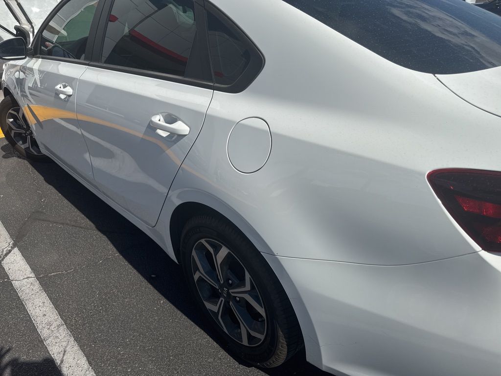 Thumbnail: 2021 Kia Forte - 11