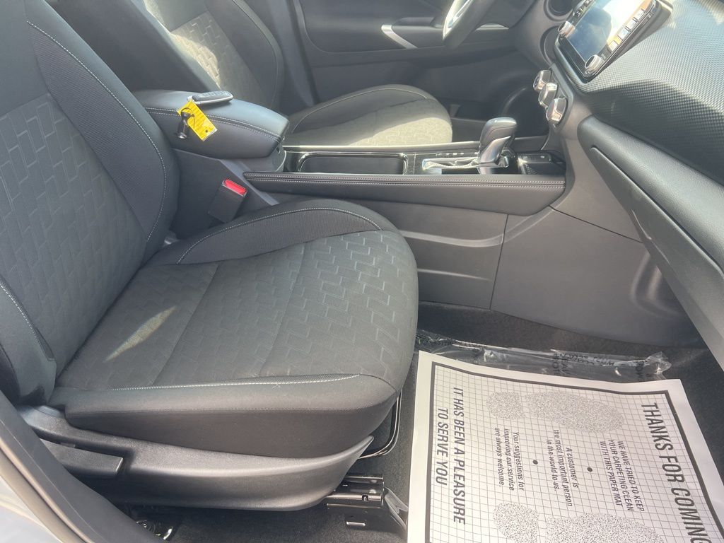 2024 Boulder Gray Pearl Nissan Kicks SV FWD SUV