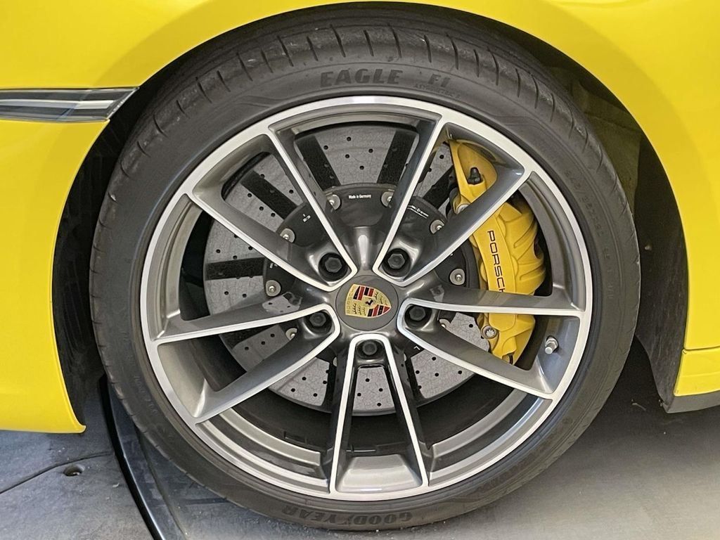2020 Porsche 911 Carrera S - 10