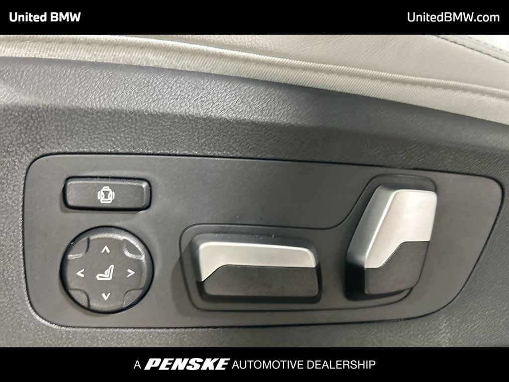 Thumbnail: 2026 BMW X5 - 12