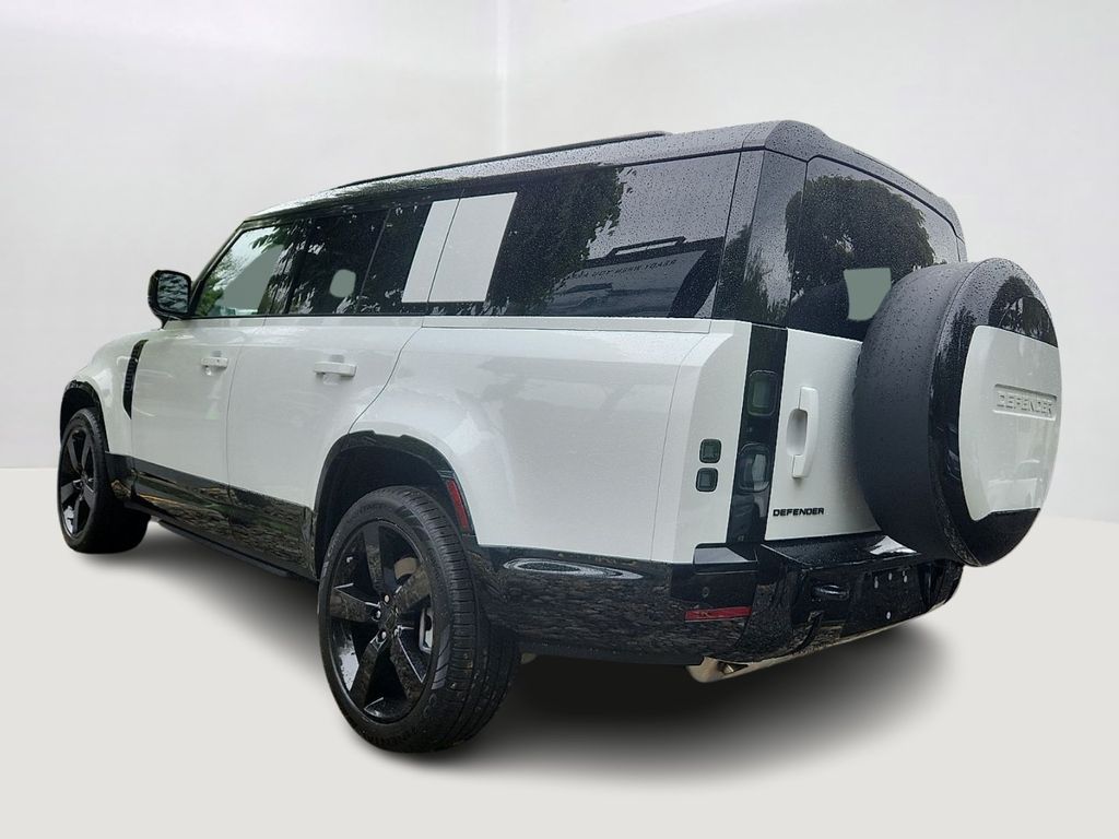Thumbnail: 2026 Land Rover Defender - 4