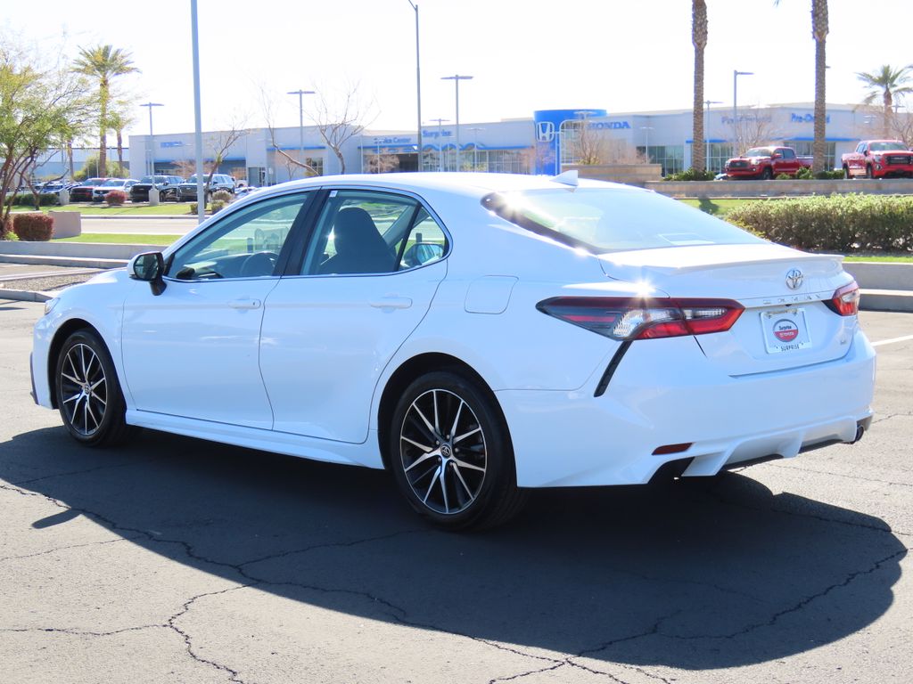 2023 Toyota Camry SE 7