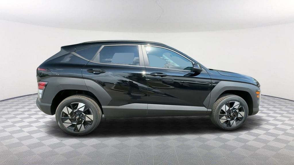 2025 Hyundai Kona SEL 8