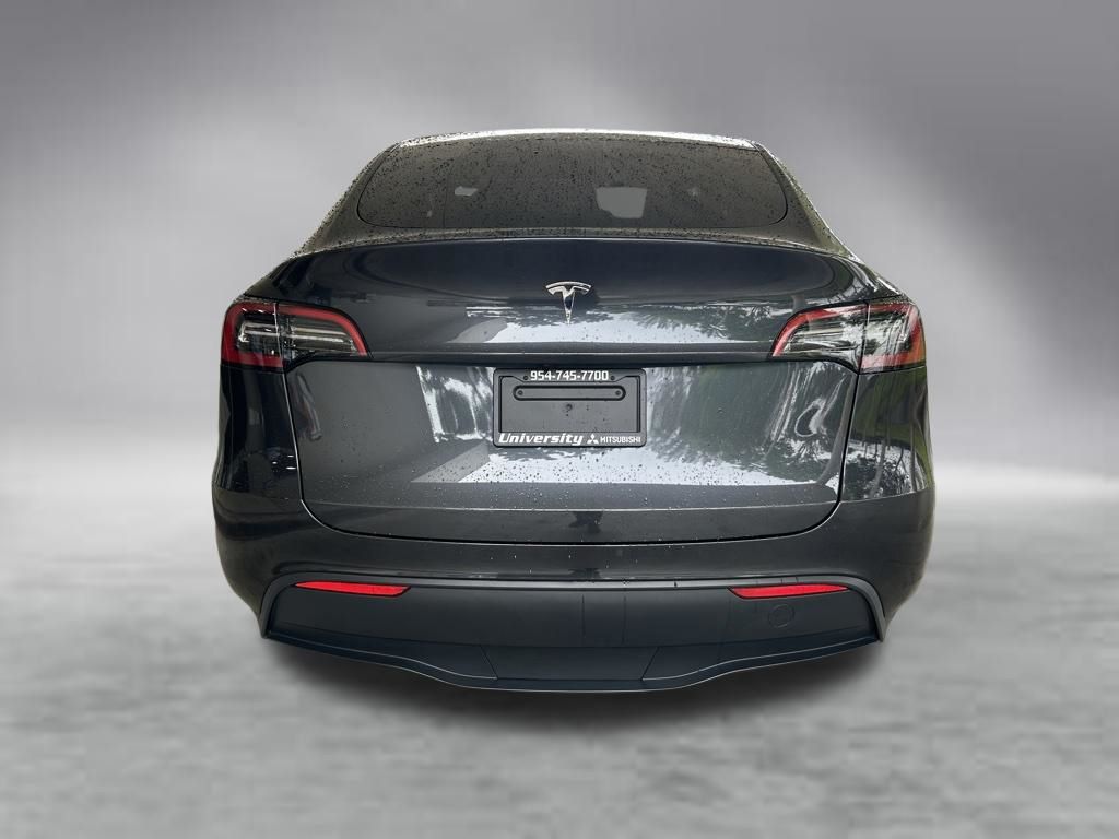 Used 2024  Tesla  image 31