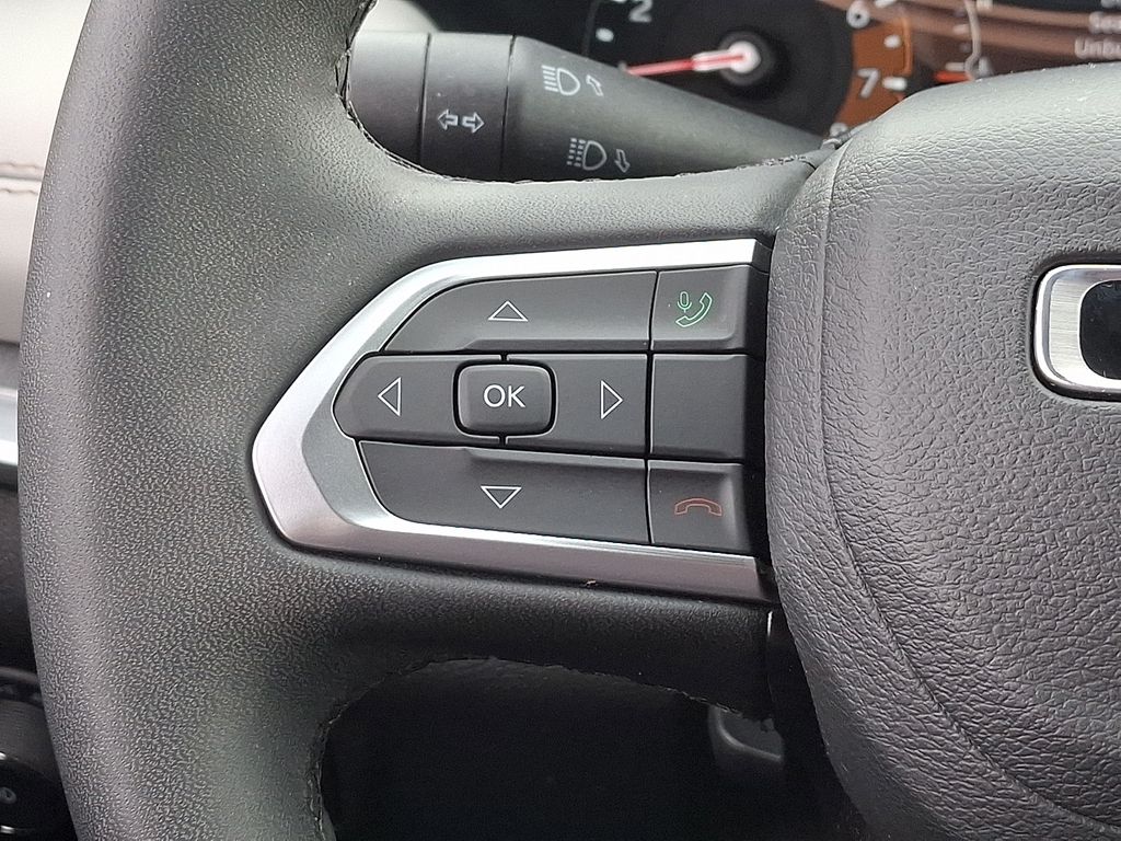 2025 Jeep Compass Limited White at Bob Ruth Ford