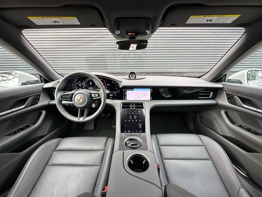 Thumbnail: 2025 Porsche Taycan - 6