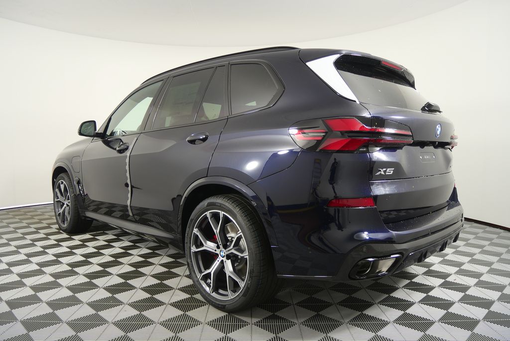 Thumbnail: 2026 BMW X5 - 5
