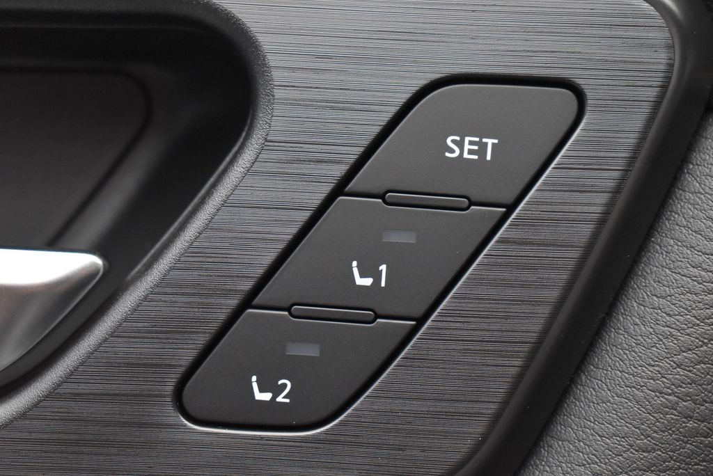 Thumbnail: 2025 Nissan Armada - 12