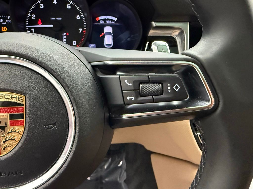 Thumbnail: 2025 Porsche Macan - 14