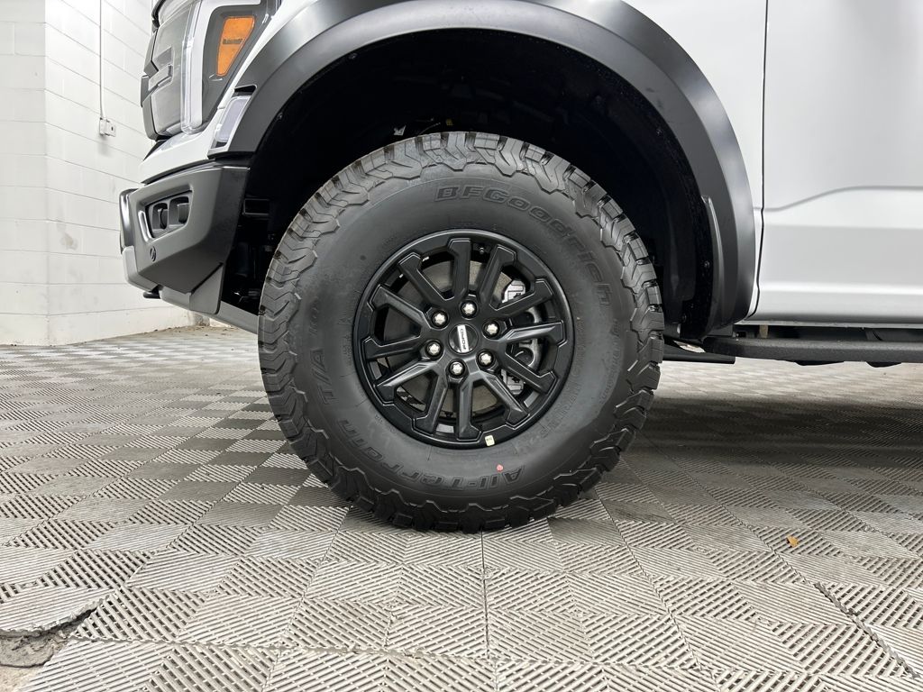 New 2026 White Ford Raptor image 13
