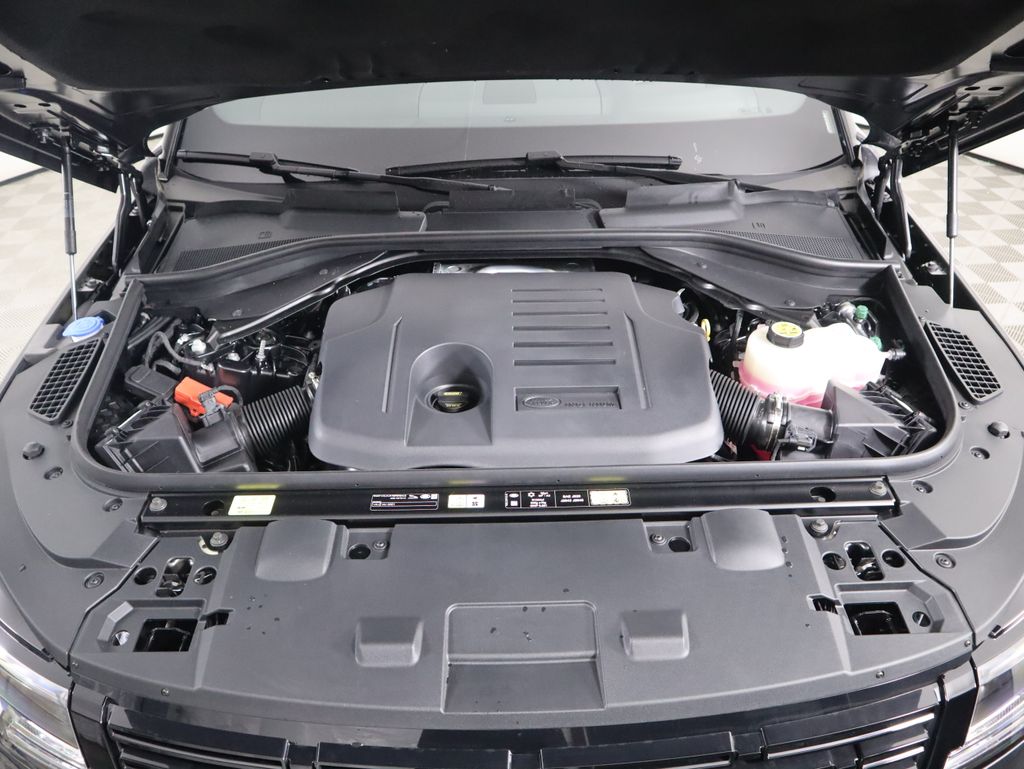 Thumbnail: 2026 Land Rover Range Rover Sport - 31